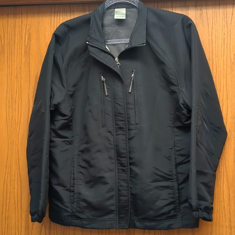 Nike women's spring light jacket
